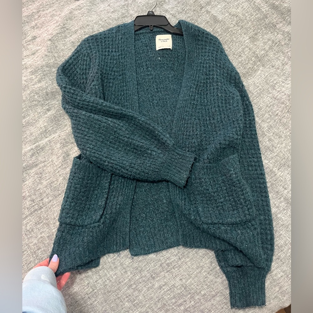 Abercrombie & Fitch Cardigan